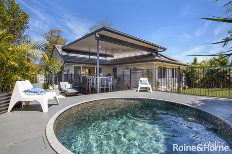 Property photo of 4 Manor Street Oxley QLD 4075