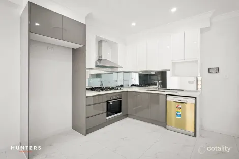 Property photo of 8/2 Andrew Place Girraween NSW 2145