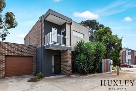 Property photo of 4/1 Dargi Green Caroline Springs VIC 3023