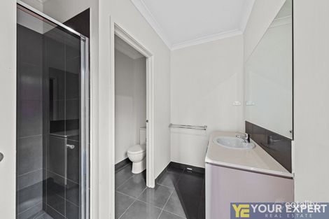 Property photo of 35 Alarah Boulevard Cranbourne West VIC 3977