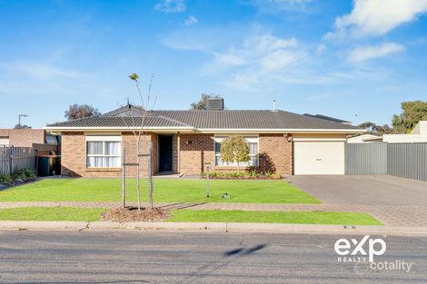 16 Maguire Cres, Burton, SA 5110