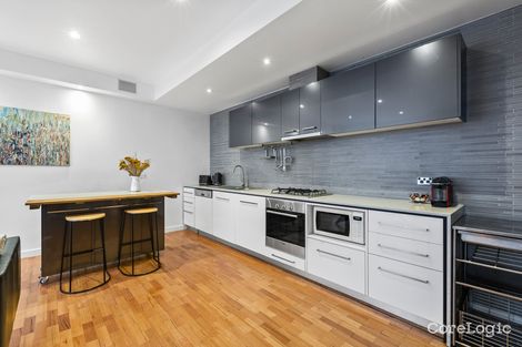 Property photo of 8/104 Barkly Street St Kilda VIC 3182