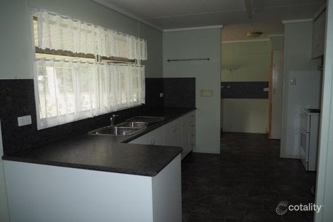 Property photo of 37 Donovan Crescent Dysart QLD 4745