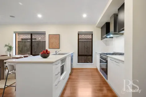 Property photo of 9 Satellite Drive Werribee VIC 3030