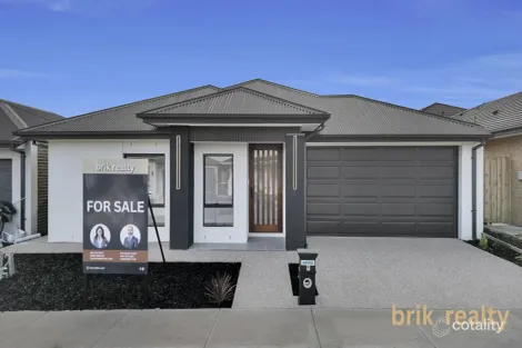 9 League Rd, Donnybrook, VIC 3064