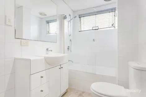 Property photo of 2/1 Ilikai Place Dee Why NSW 2099