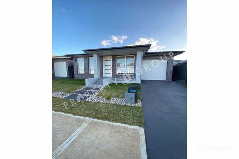 Property photo of 4 Esperance Street Tallawong NSW 2762