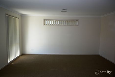 Property photo of 26 Craig Circuit Leneva VIC 3691