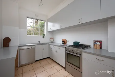 Property photo of 2/38 Grange Road Toorak VIC 3142
