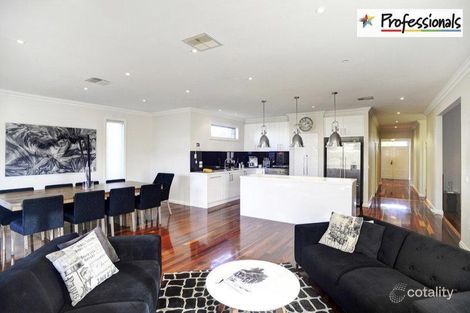 Property photo of 4 Shearwater Court Taylors Hill VIC 3037