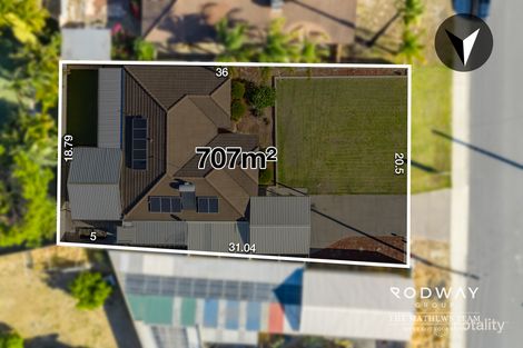 Property photo of 4 Fortunella Grove Seville Grove WA 6112