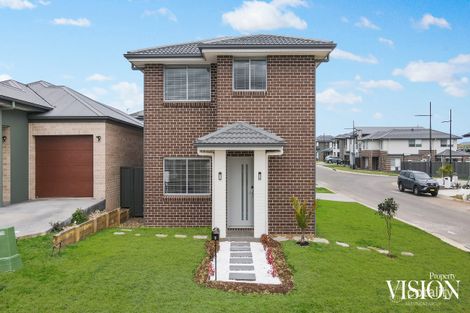 Property photo of 9 Kyogle Street Colebee NSW 2761