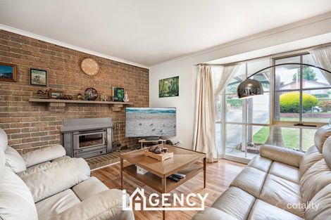 Property photo of 11 Callistemon Crescent Narre Warren VIC 3805