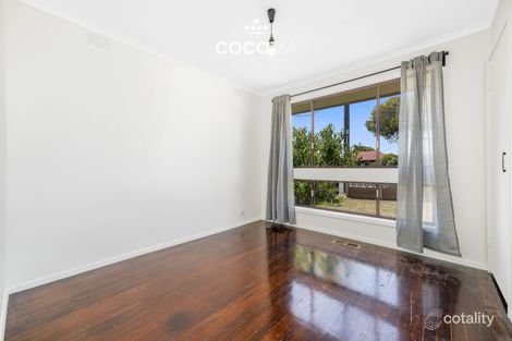 Property photo of 64 Kingsclere Avenue Keysborough VIC 3173