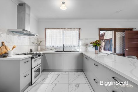 Property photo of 57 Haverbrack Drive Mulgrave VIC 3170