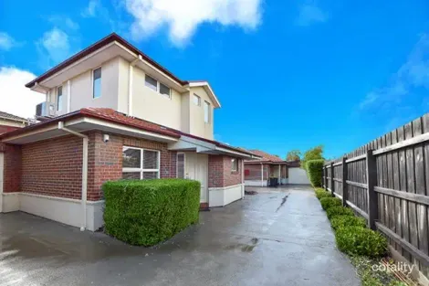 2/12 Renown St, Essendon North, VIC 3041