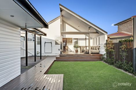 230 Lawson St, Hamilton South, NSW 2303