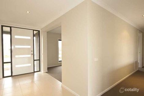 Property photo of 30 Jarrah Drive Alfredton VIC 3350