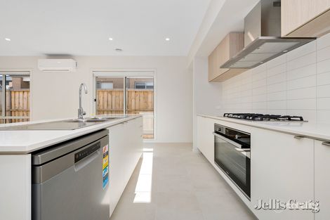 Property photo of 8 Beartooth Drive Winter Valley VIC 3358