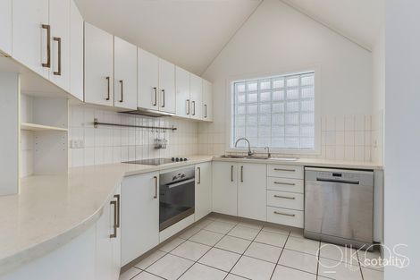 Property photo of 3/331 Gregory Terrace Spring Hill QLD 4000