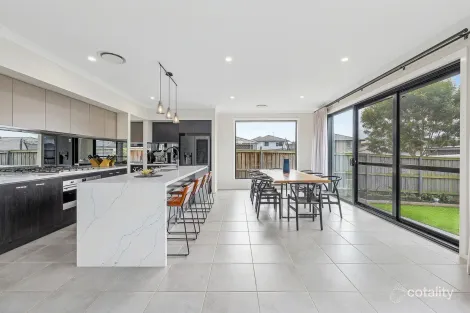 Property photo of 33 Midnight Avenue Caddens NSW 2747