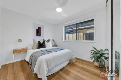 Property photo of 12 Hooker Road Werribee VIC 3030