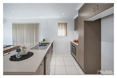 Property photo of 14 Florida Crescent Parkhurst QLD 4702