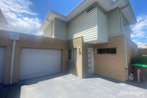 Property photo of 2/34 Grace Street Cranbourne VIC 3977