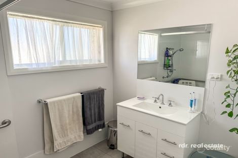 Property photo of 5 Chard Street Wandera NSW 2360