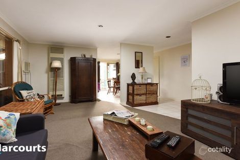 Property photo of 9 Honeyeater Place Carrum Downs VIC 3201