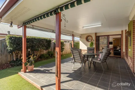 Property photo of 2/1A Empress Street Centenary Heights QLD 4350