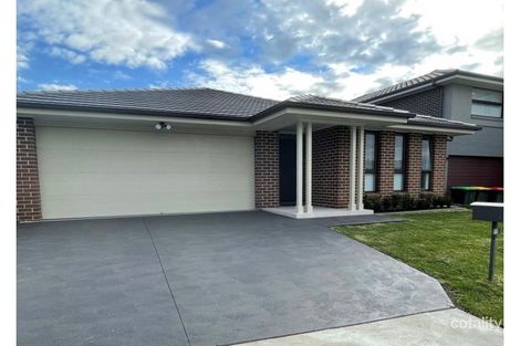 17 Mcmillan St, Gregory Hills, NSW 2557