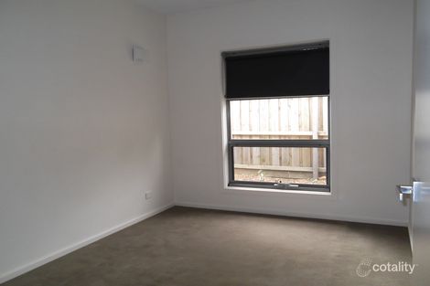 Property photo of 2/230 Mount Pleasant Road Highton VIC 3216