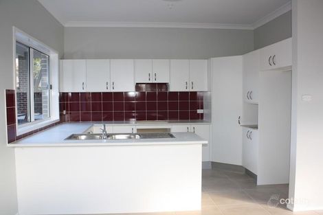 Property photo of 19 Queensbury Road Padstow Heights NSW 2211