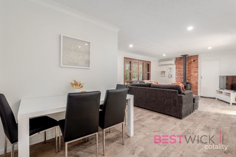 Property photo of 11 Trumper Place Windradyne NSW 2795