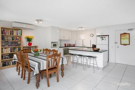 Property photo of 8/17 Ortive Street Yeronga QLD 4104