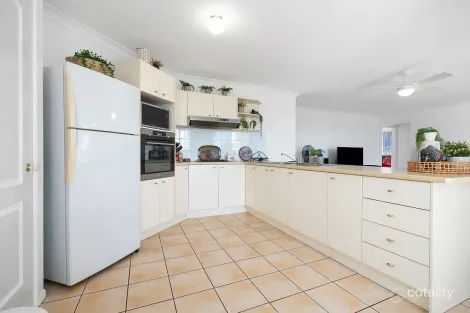 Property photo of 163 Somerset Drive Thornton NSW 2322