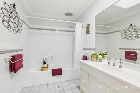 Property photo of 2/68 Windsor Street Richmond NSW 2753