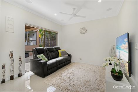 Property photo of 12 Mapleton Circuit Varsity Lakes QLD 4227