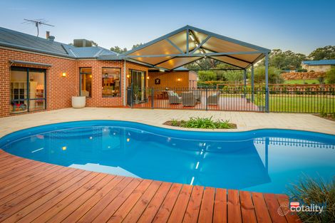 Property photo of 11 Cartland Court Bedfordale WA 6112