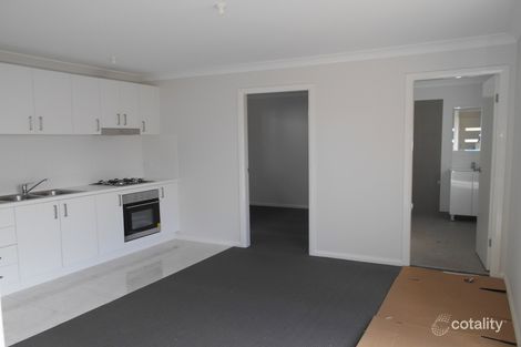 19a Rickard Rd, Bossley Park, NSW 2176