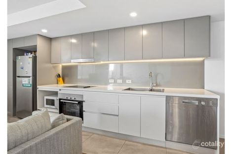 Property photo of 311/45 Wellington Road East Brisbane QLD 4169