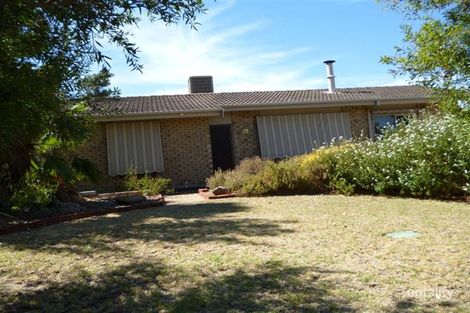 Property photo of 33 Flinders Crescent Hackham SA 5163