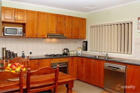 Property photo of 11 McNab Court Dandenong VIC 3175