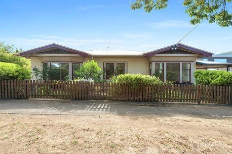 Property photo of 28 Pioneer Avenue New Norfolk TAS 7140