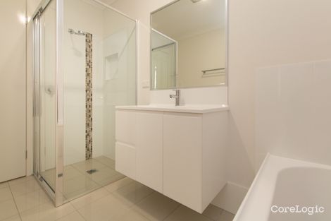 Property photo of 50 Garragull Drive Yarrabilba QLD 4207