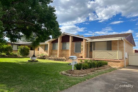 32 Kyooma St, Hillvue, NSW 2340