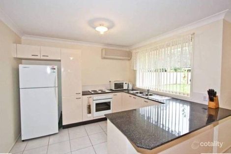 Property photo of 10 Karoola Avenue Kingfisher Shores NSW 2259