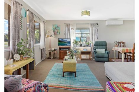 Property photo of 4 Elanora Street Dalmeny NSW 2546