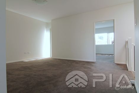 Property photo of 10/23 Watkins Road Baulkham Hills NSW 2153
